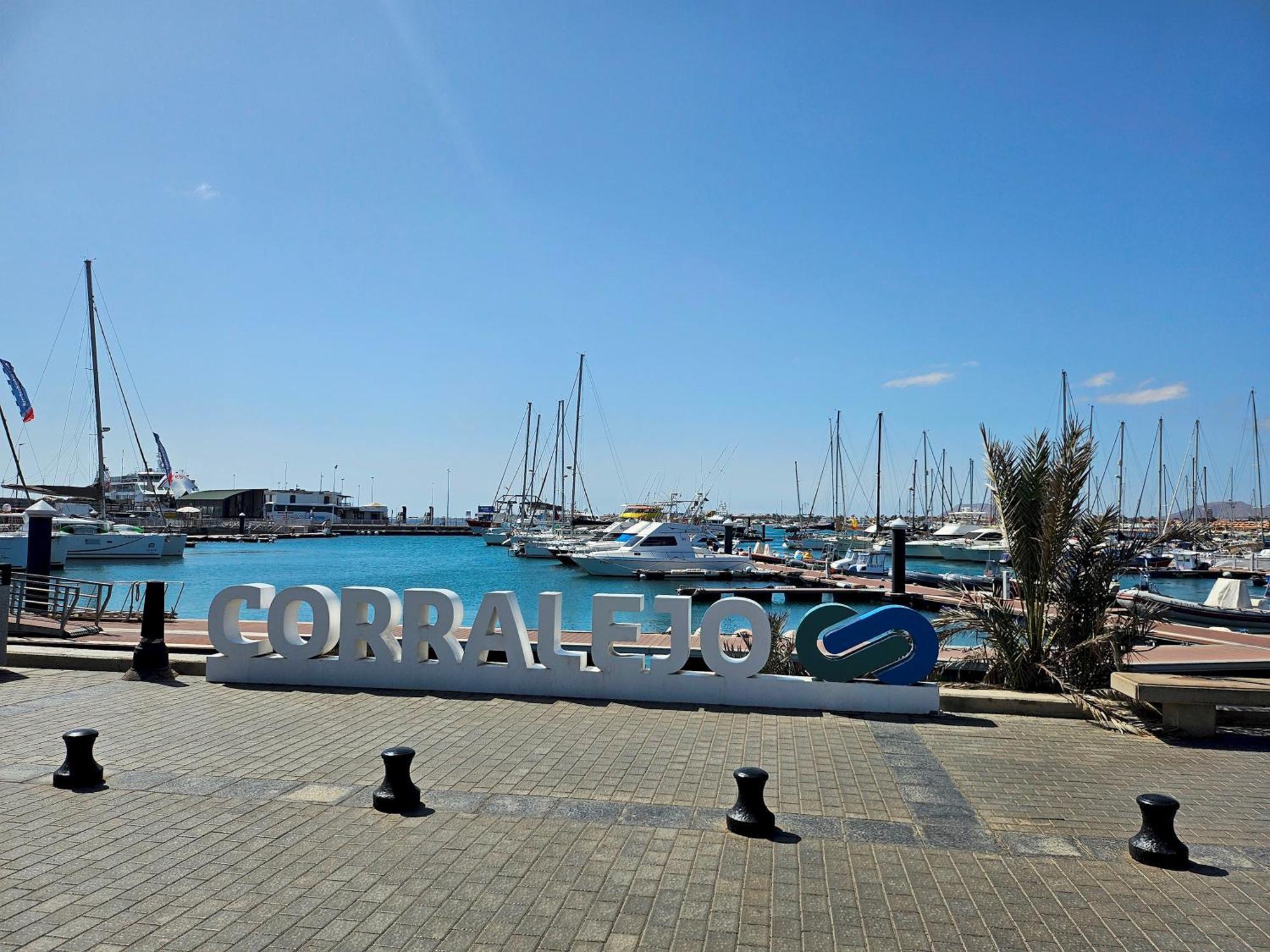 Corralejo Coliving By Amazzzing Travel Pansiyon Dış mekan fotoğraf
